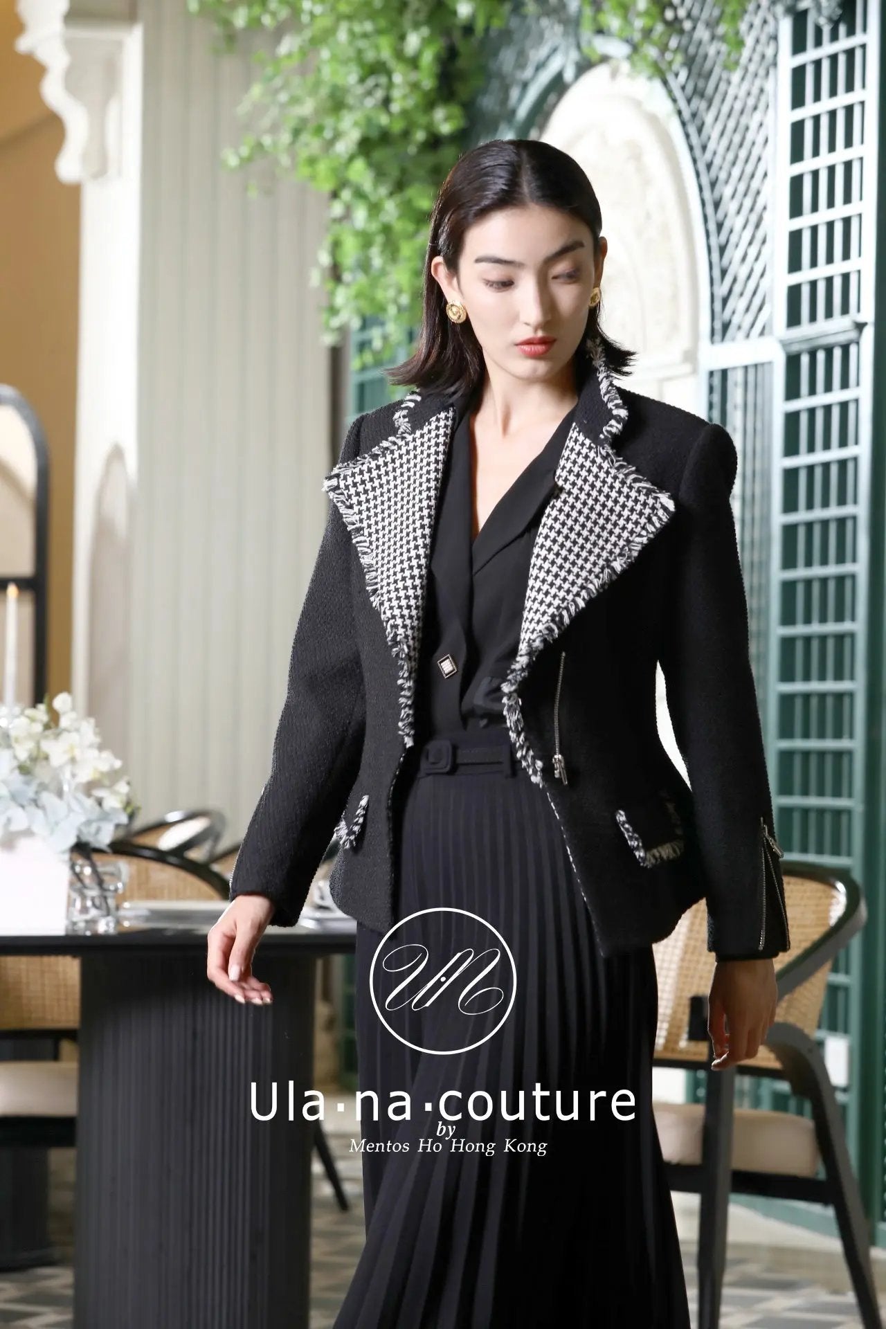 Stylish Black and White Houndstooth Blazer with Frayed Trim ULA