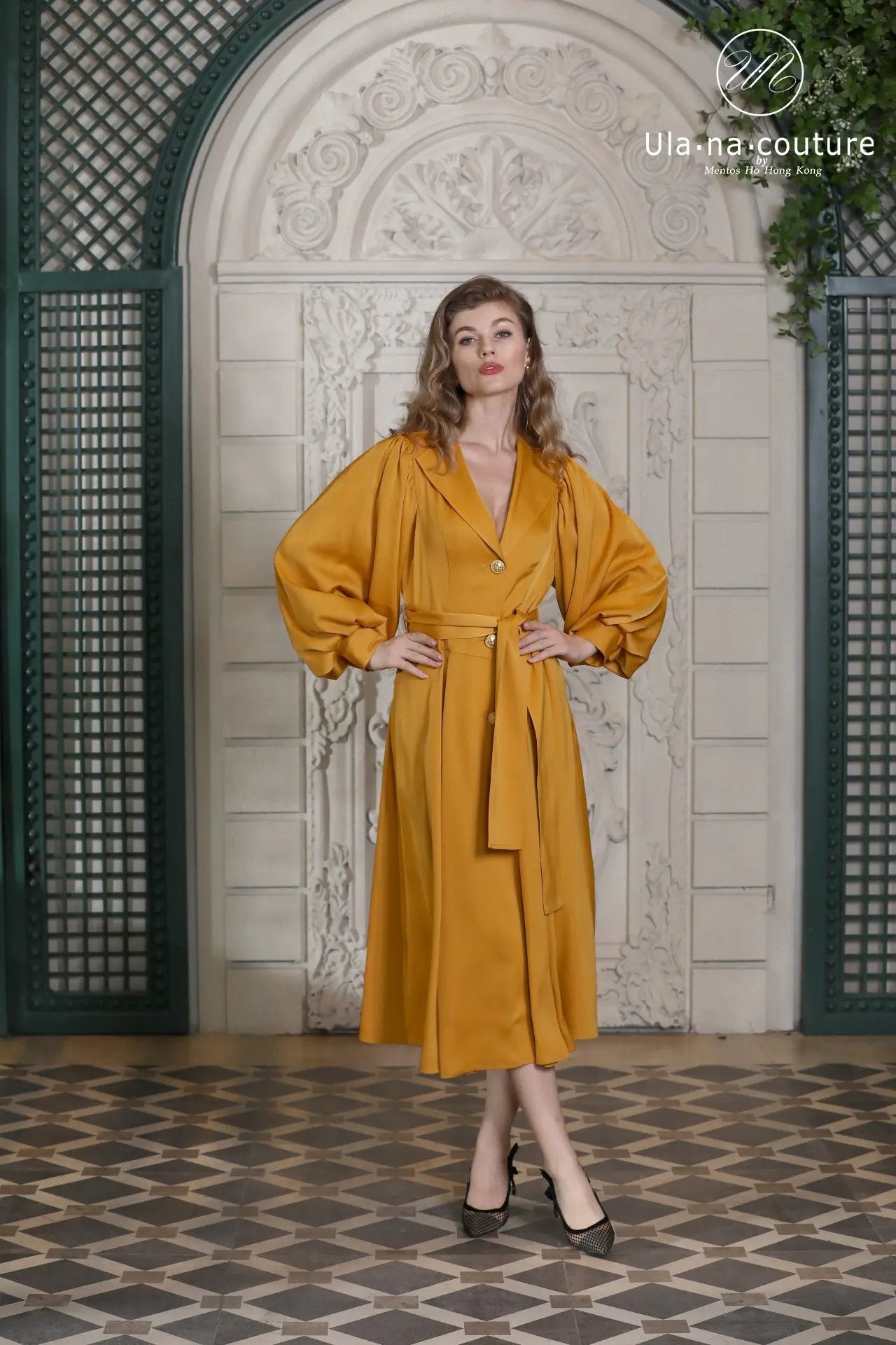 Waist tightening, slimming and dignified 9-quarter sleeve coat style women's dress ULA