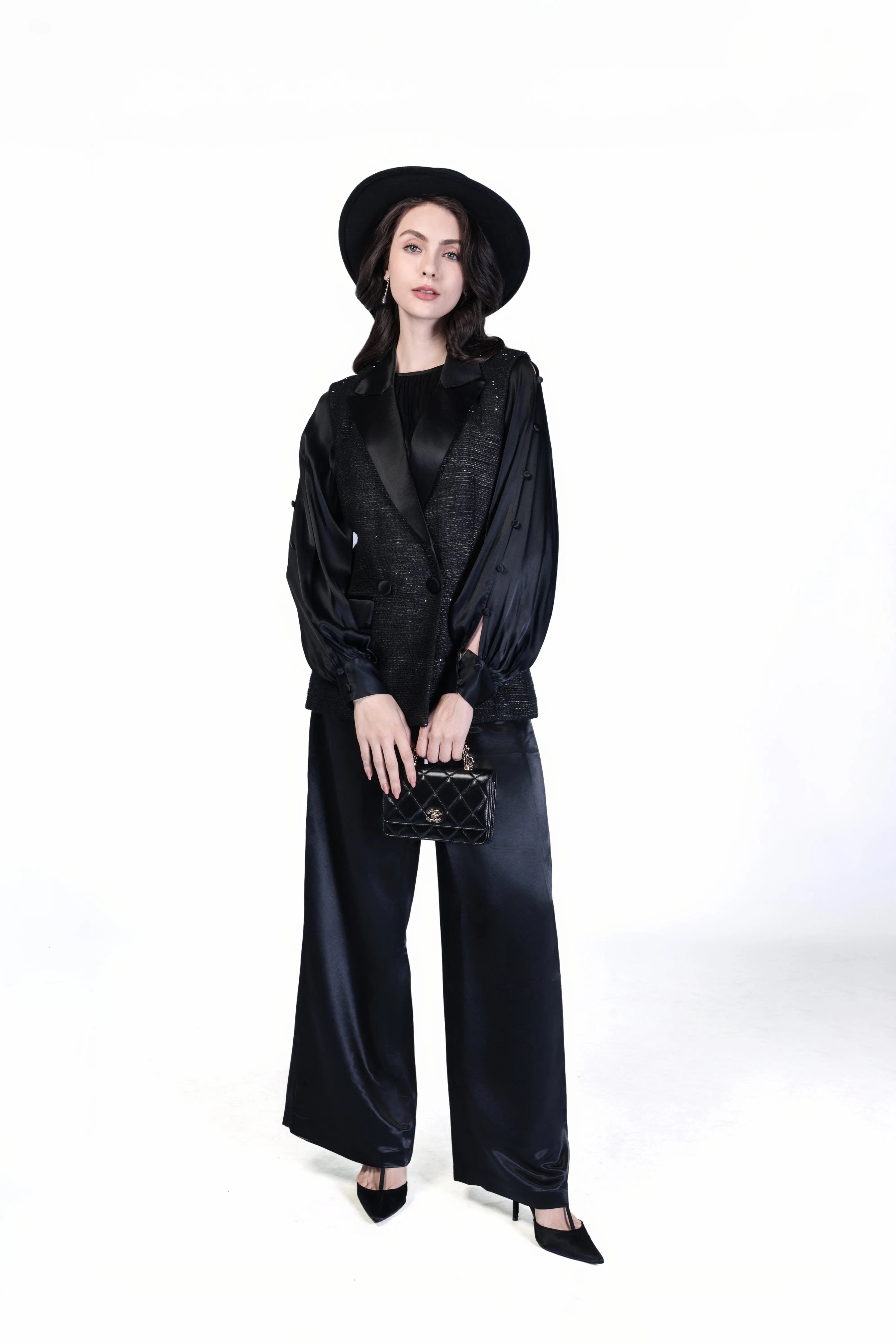 Stylish Black Vest with Pockets ULA