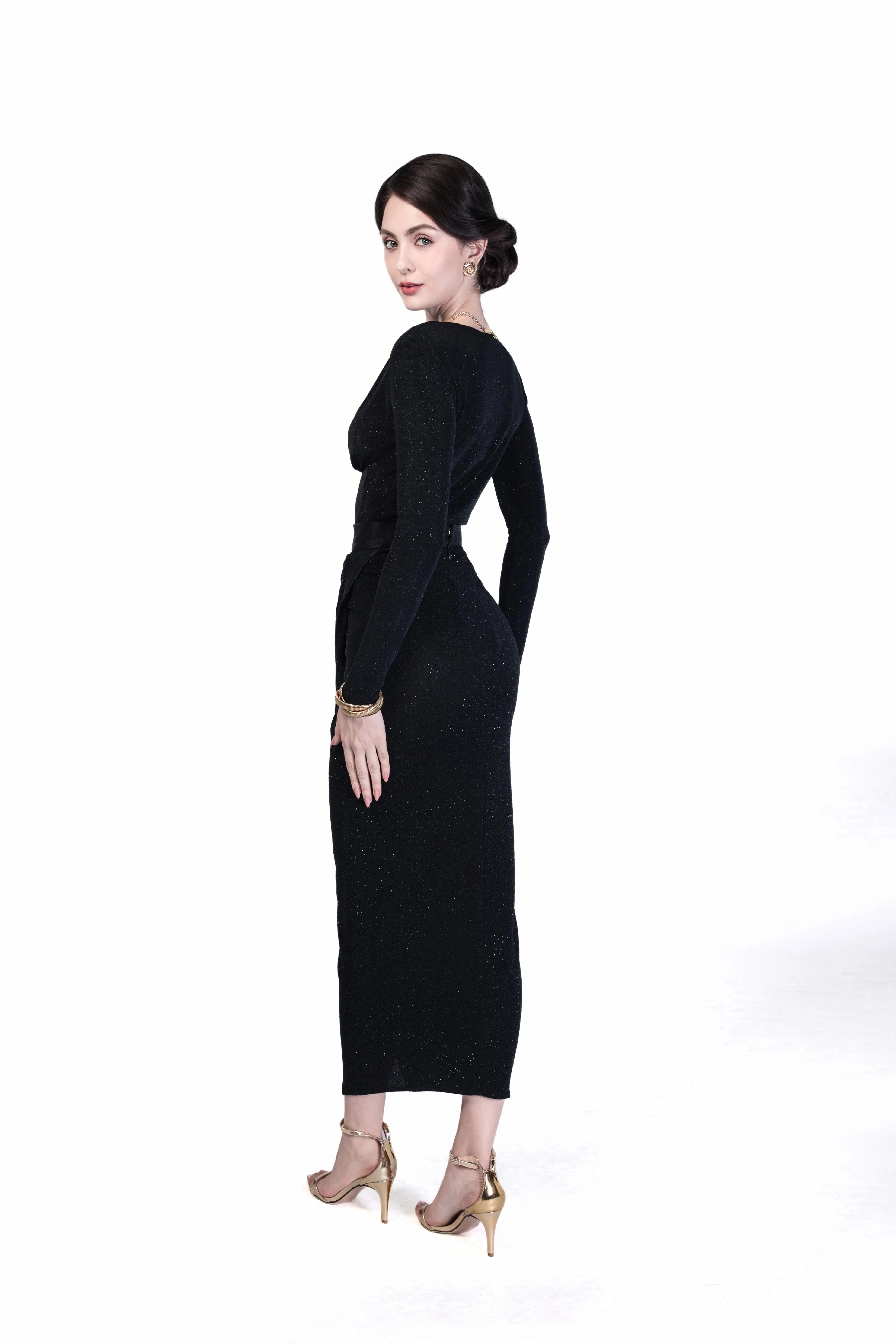 Glamourous Black V-Neck Evening Gown ULA