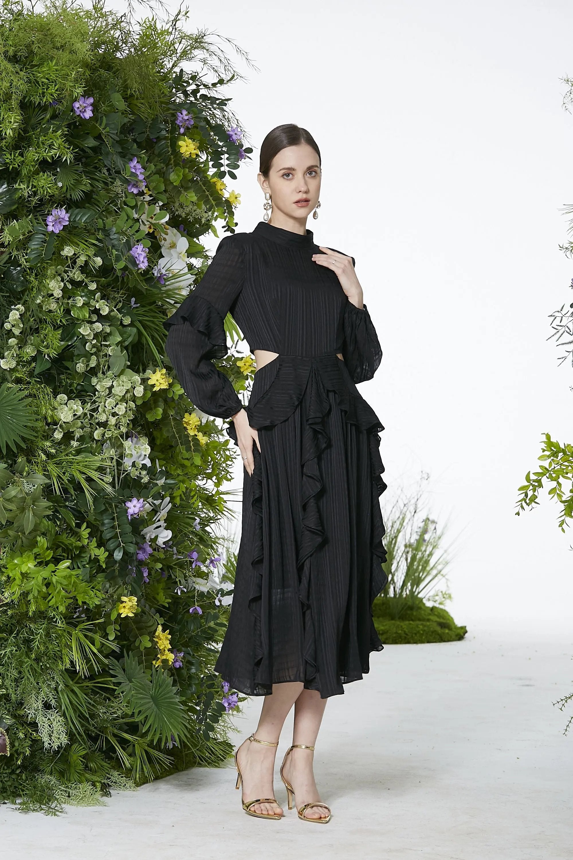 French Long-sleeved Pleated Waist-revealing Elegant Long Dress ULA
