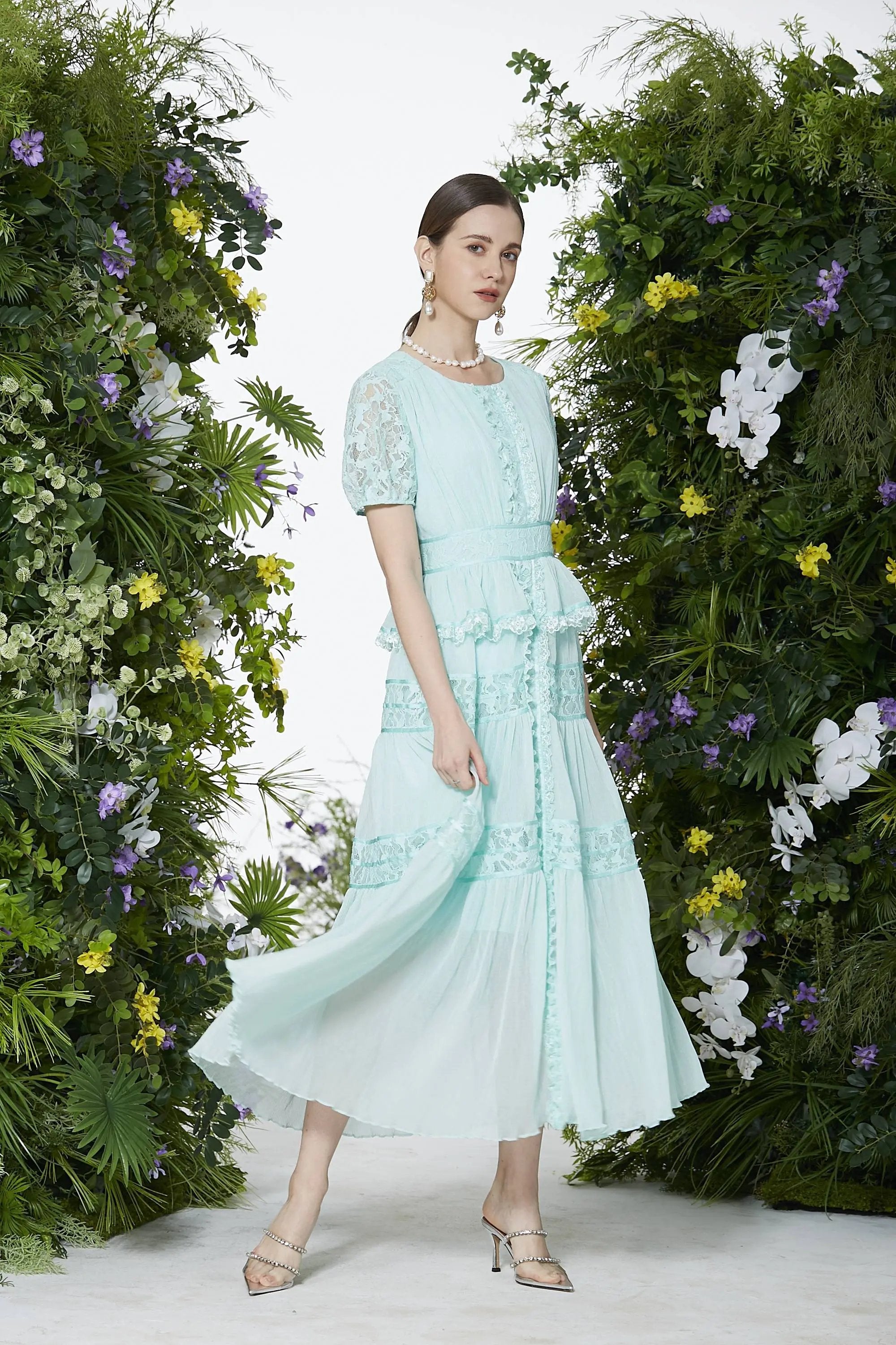 Women’s Romantic Tiered Lace Victorian-Inspired Dress ULA