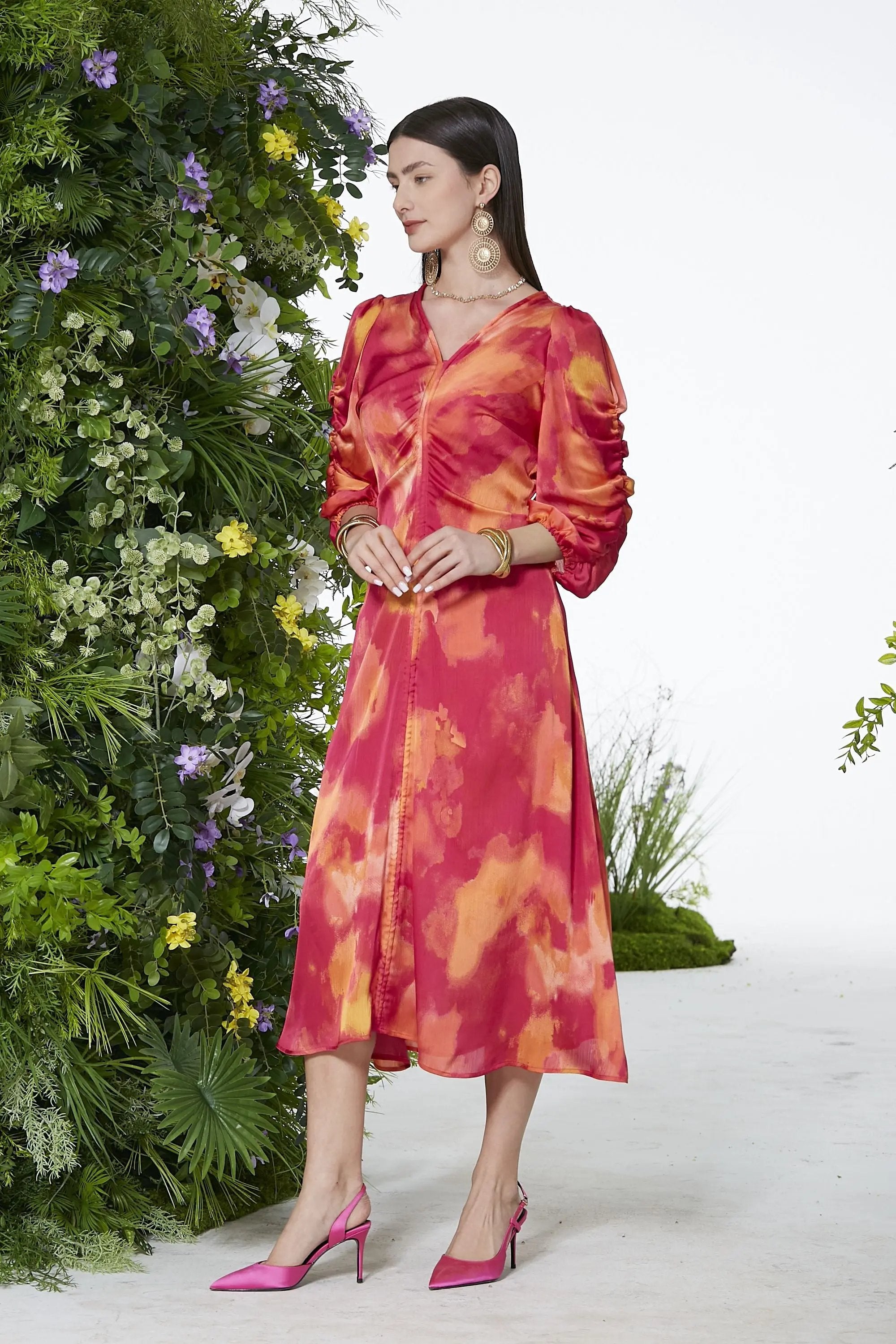 Women's Spring and Summer Sense of Design Dyed Dess with V-neck and waist ULA