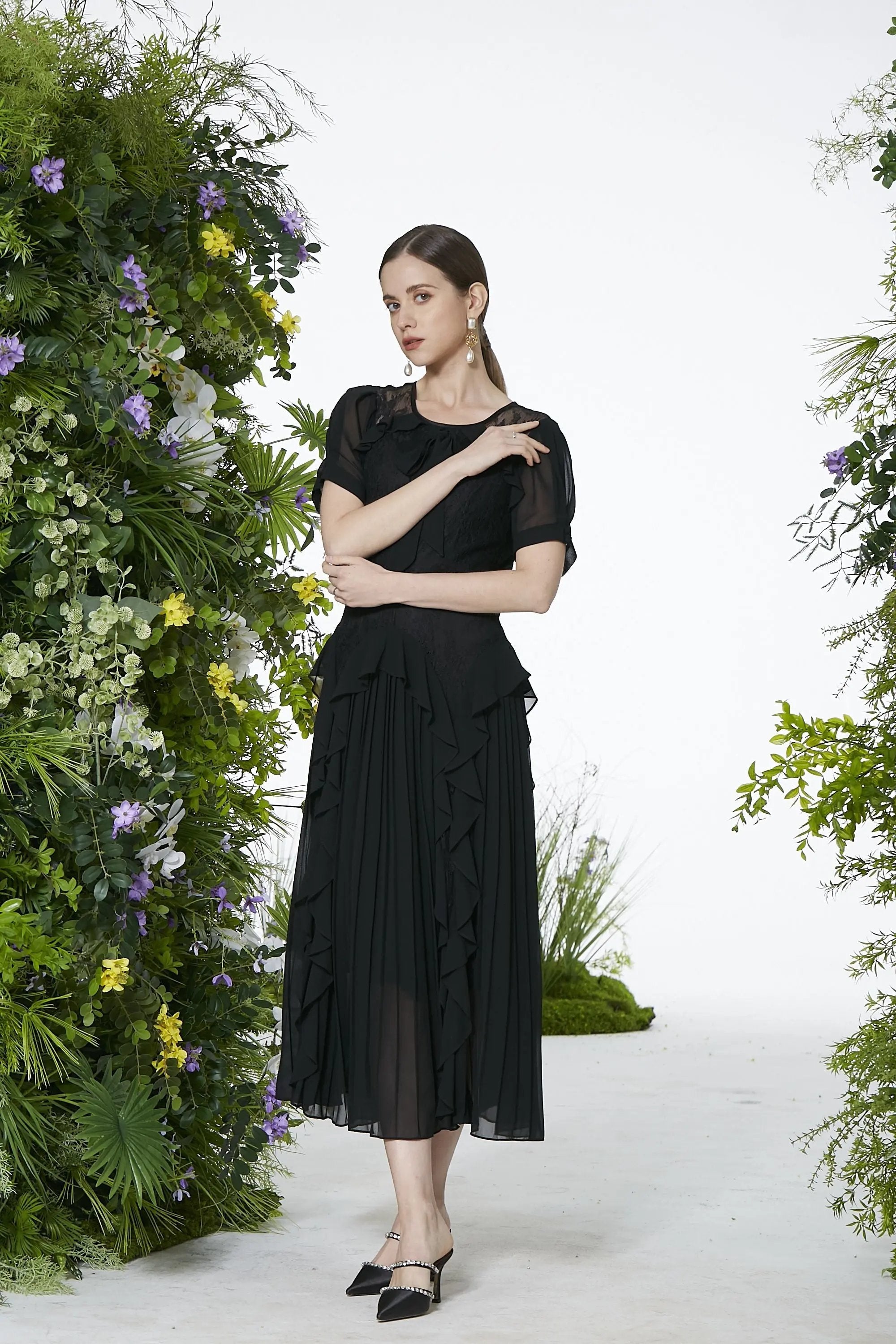 Ladies Summer Elegant Intellectual Round Neck Ruffle Dress ULA