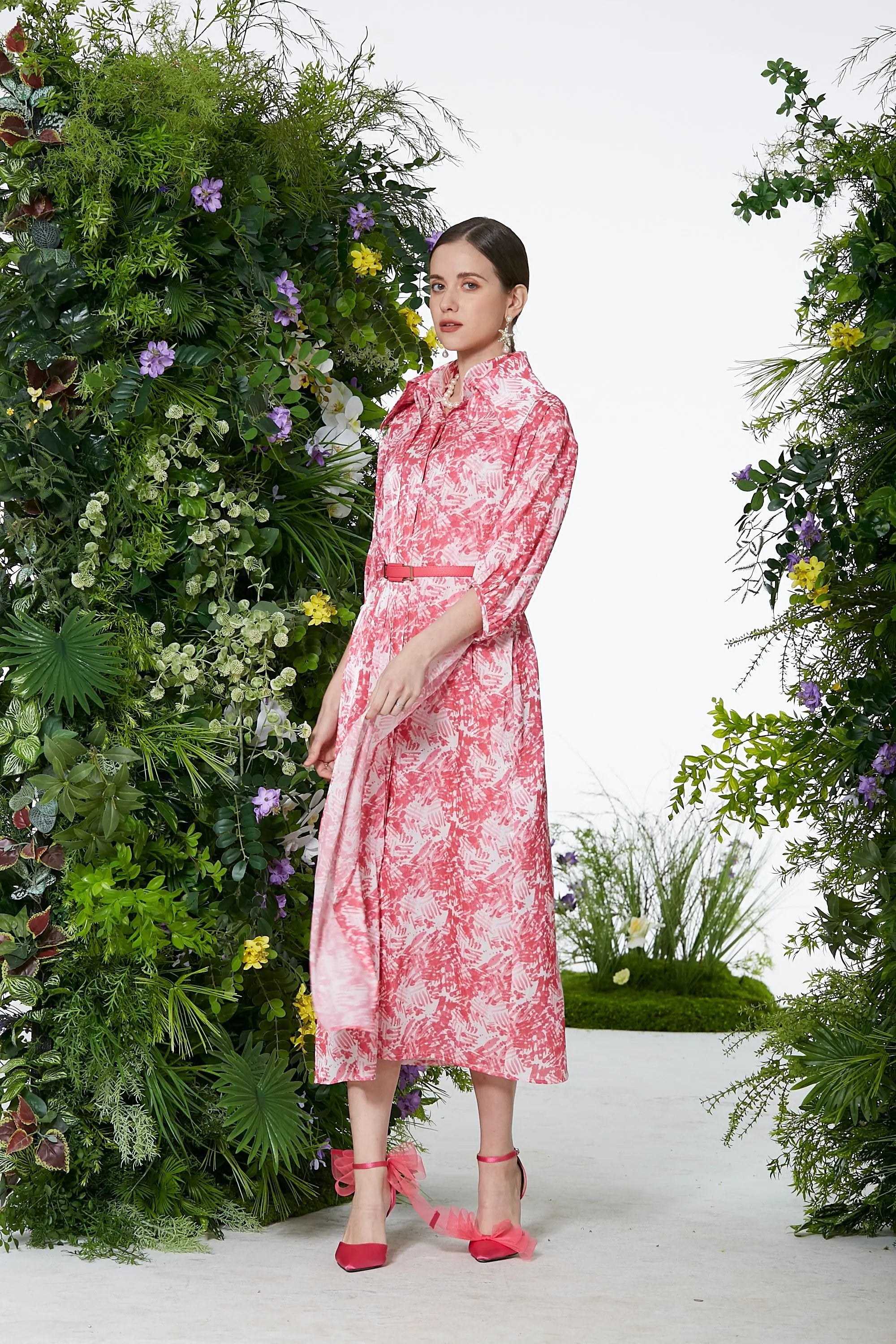 Women's Spring and Summer Stand Collar Belted Vibrant Elegant  Dress ULA