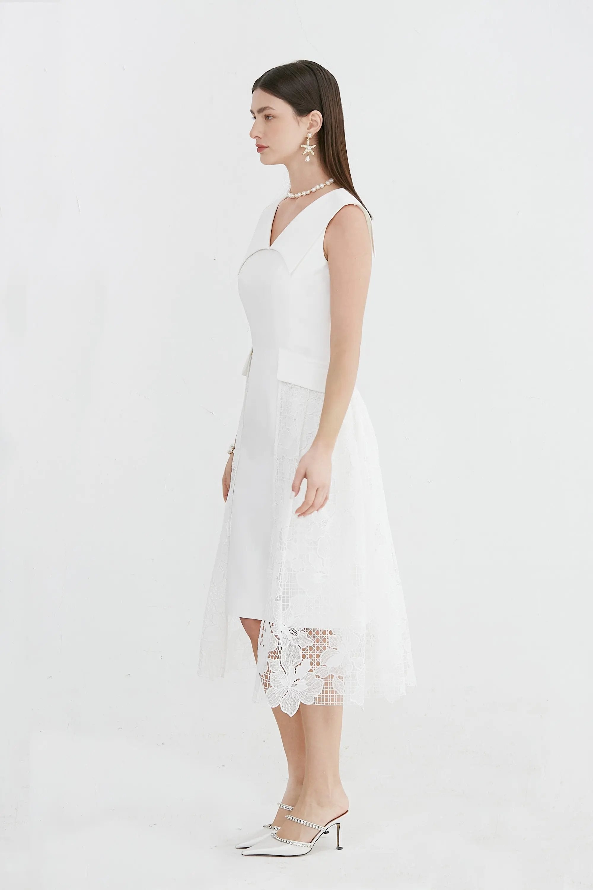 Elegant temperament lapel pleated sleeveless dress double V-neck simple waist hide meat thin A-line pleated vest dress ULA