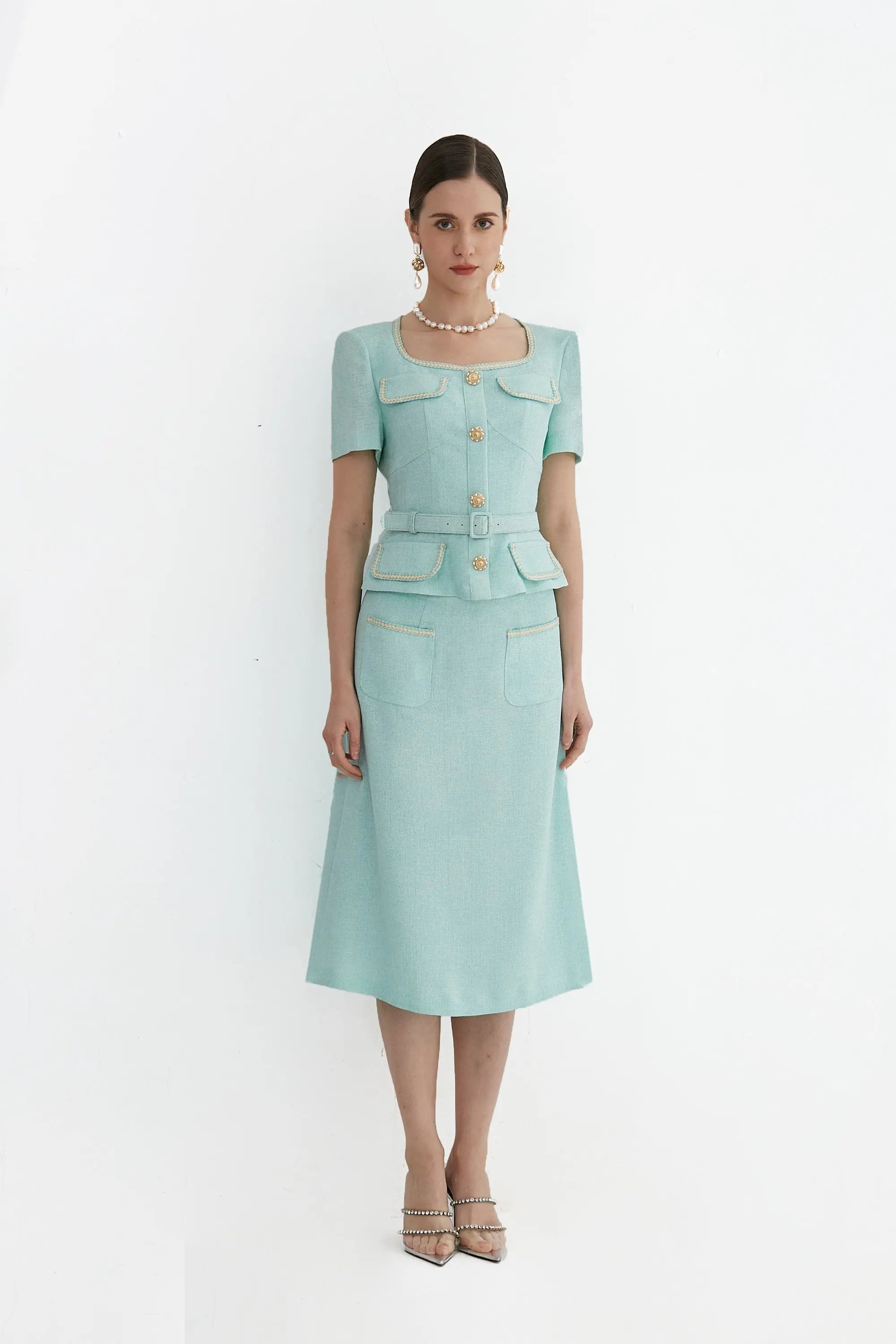 Square necked small fragrant style new fake two-piece lotus leaf swing temperament dress two-piece set ULA