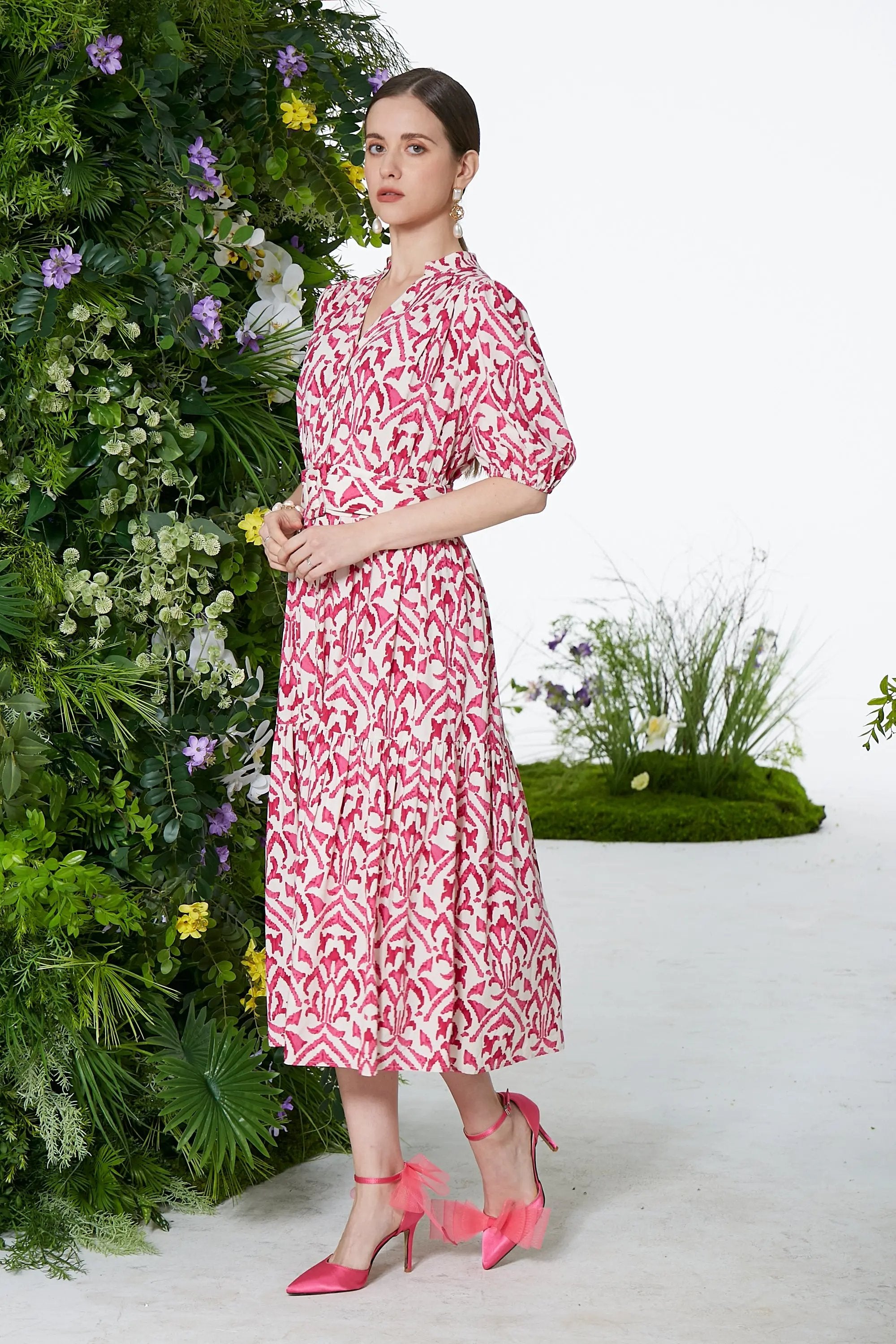 Women's Summer Elegant Sweet Printed V-neck Dress ULA