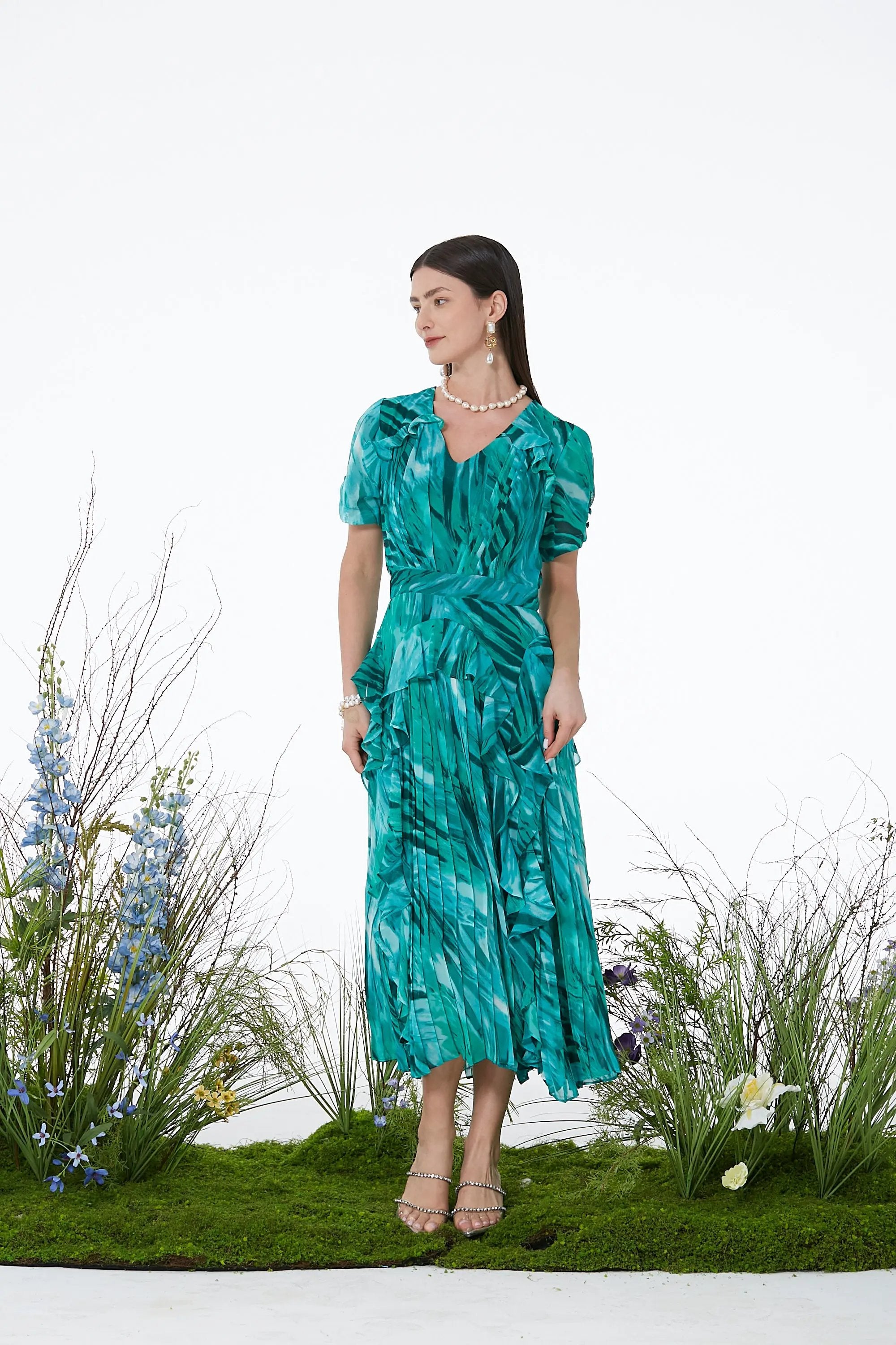 Ladies Summer Elegant V-Neck Ruffle Dress ULA