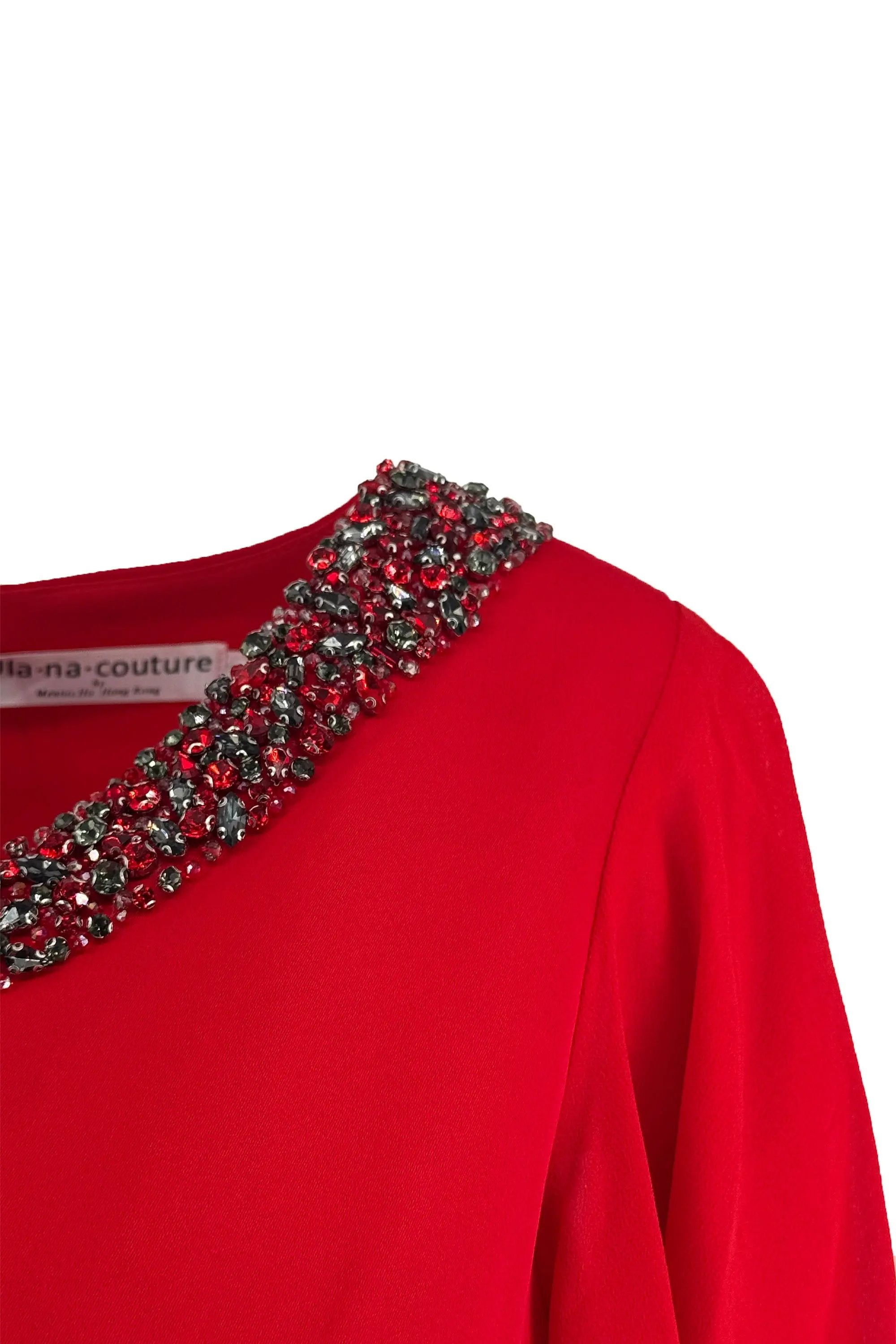 Elegant Red Sheath Dress with Ruffled Sleeves ULA