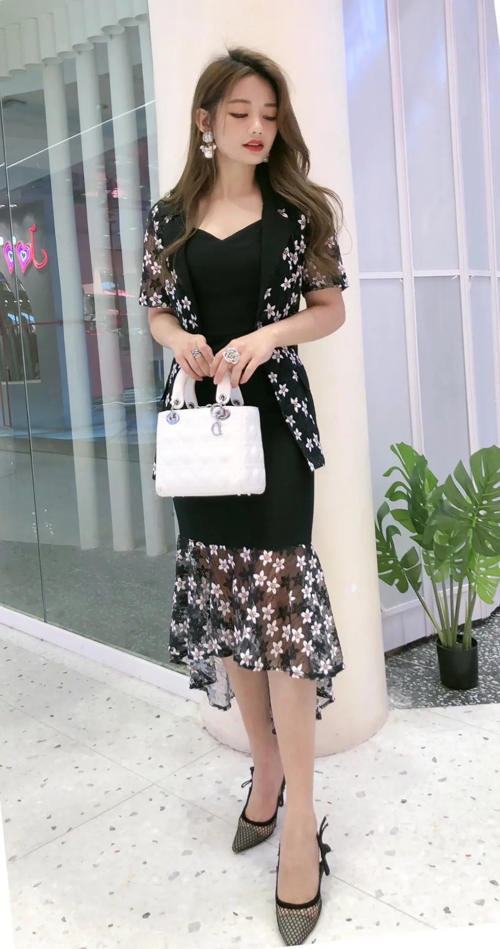 Chic Floral - Embroidered Ensemble ULA